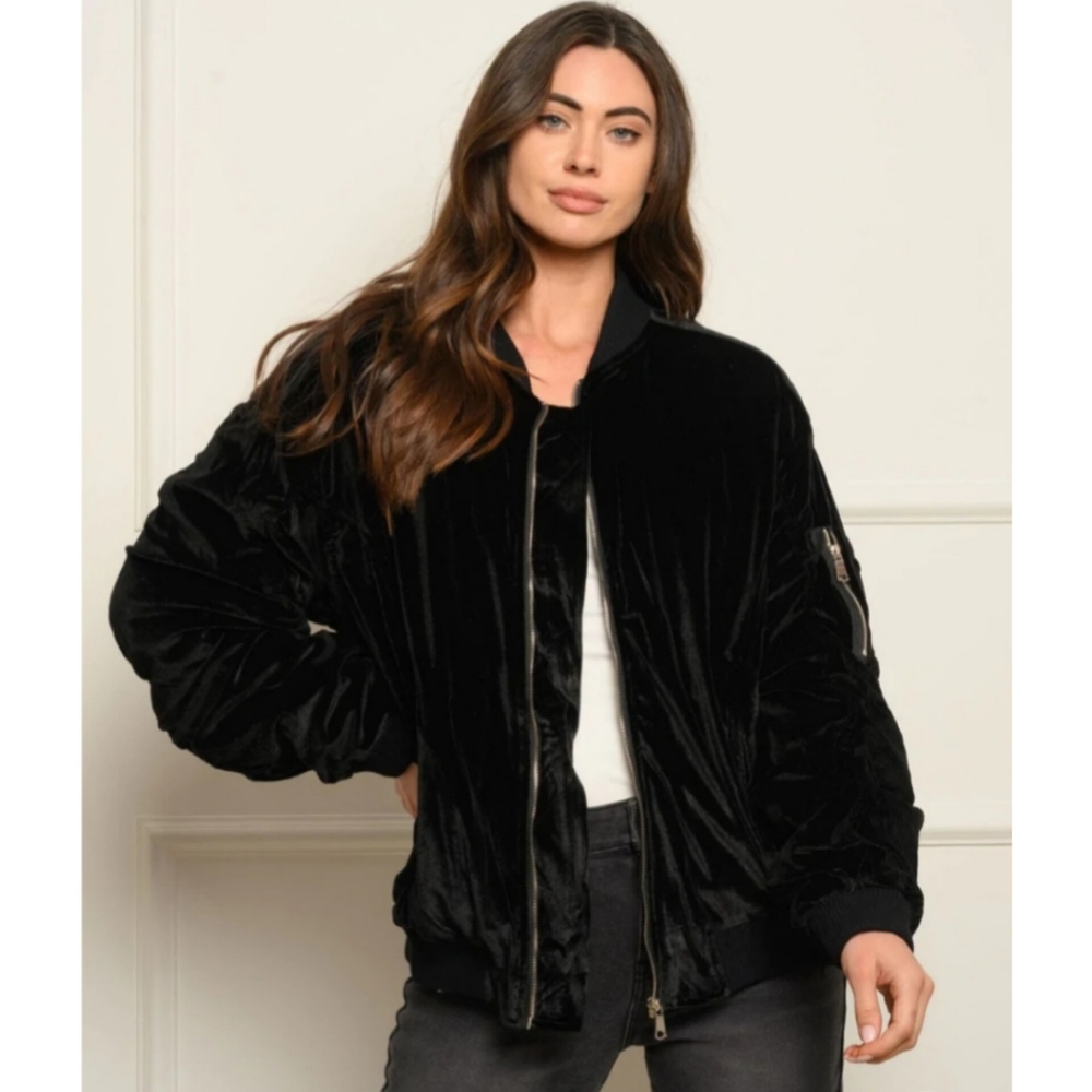 NWT Black Velvet Ruched Sleeve Bomber Jacket - Picture 4 of 13